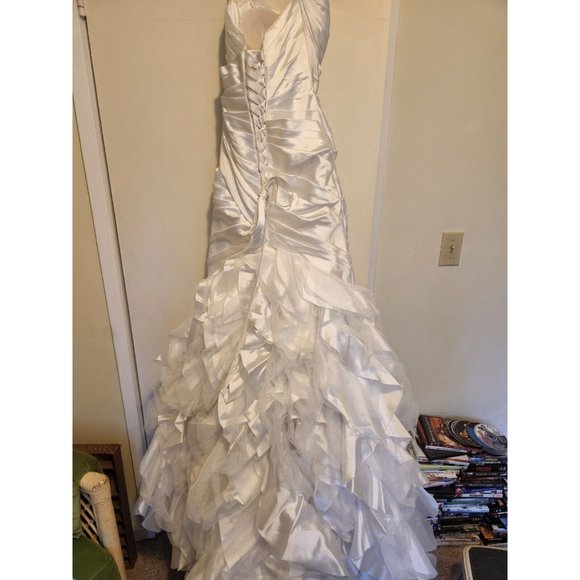 Sottero & Midgley strapless corset mermaid ruffles wedding dress sz 6 SMALL - Picture 4 of 11